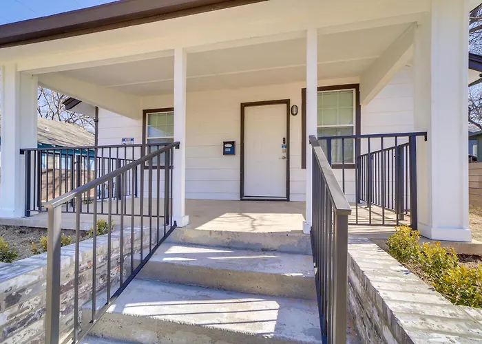Convenient - 2 Mi To Downtown! Tulsa