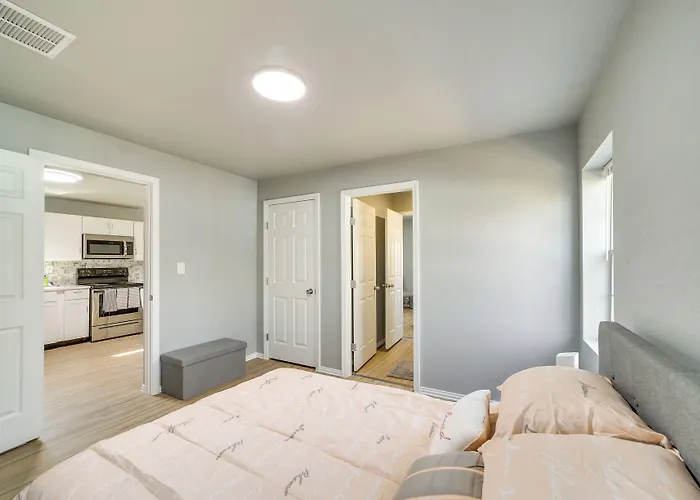 Convenient - 2 Mi To Downtown! *